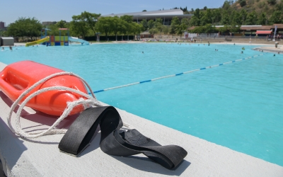 La Bassa, amb equipació d'un socorrista/ Roger Benet